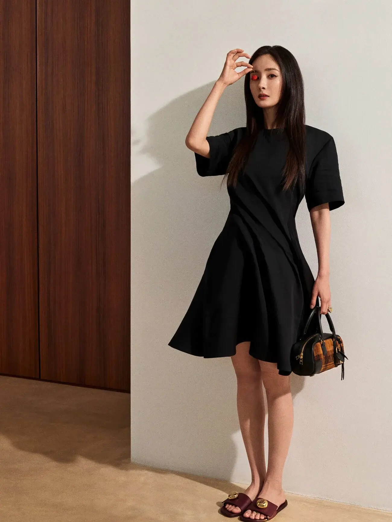 Рекламные кампании осень-зима 2025 как инструкция по применению (фото 29)