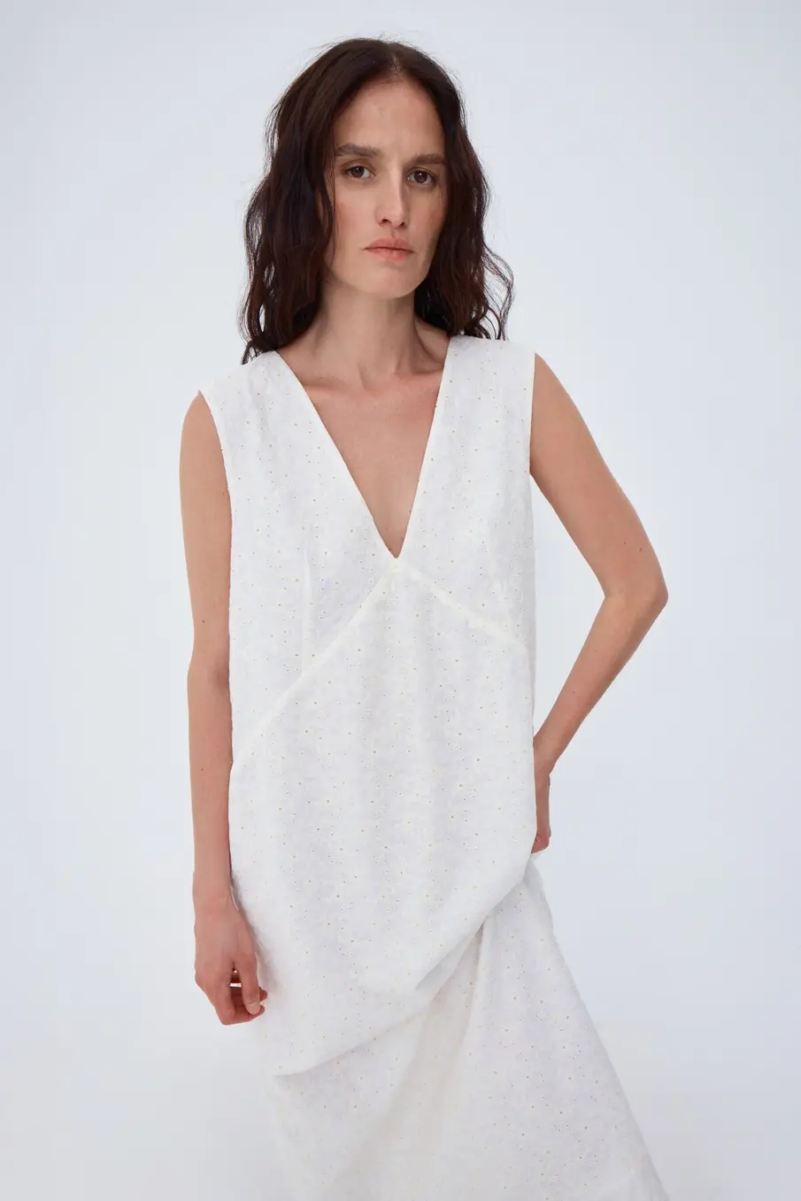 «Комбинации» на выход: 20 платьев в бельевом стиле (фото 31)