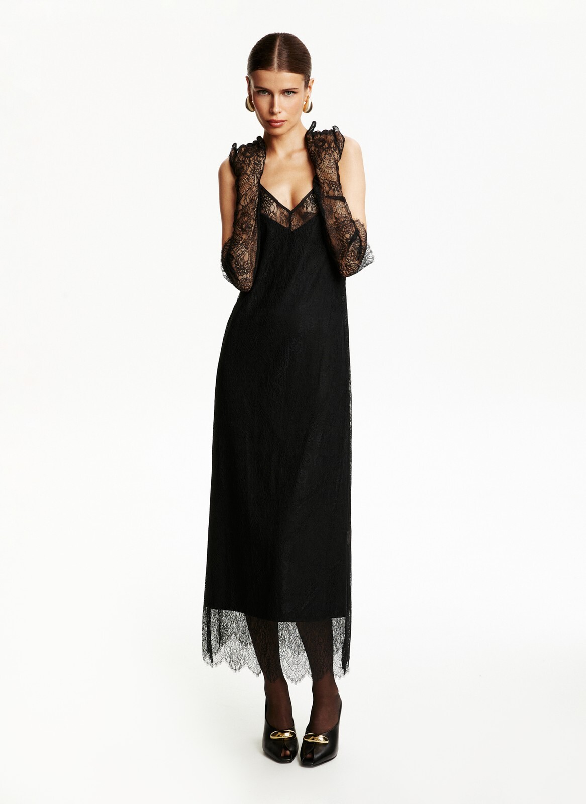 «Комбинации» на выход: 20 платьев в бельевом стиле (фото 26)