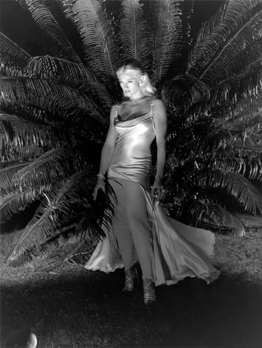 Королева провокации: феномен Мадонны — поп-дивы, феминистки и иконы стиля (фото 45)