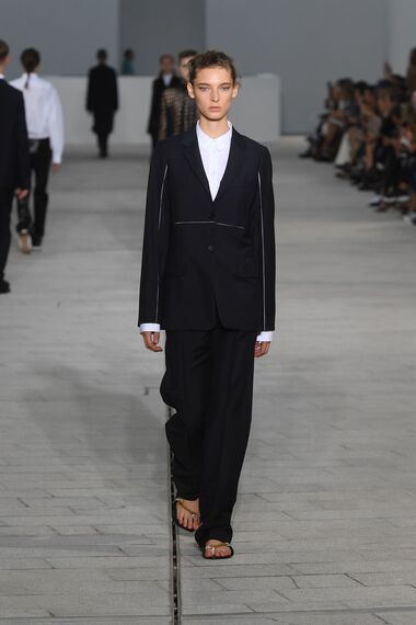 «Парсонс», Central Saint Martins и еще три ведущих школы, где обучают моде (фото 53)