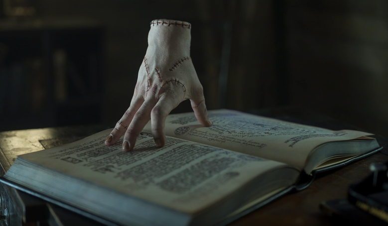 Между мрачным триллером и веселым слэшером: каким получился второй сезон «Уэнздей» (фото 24)