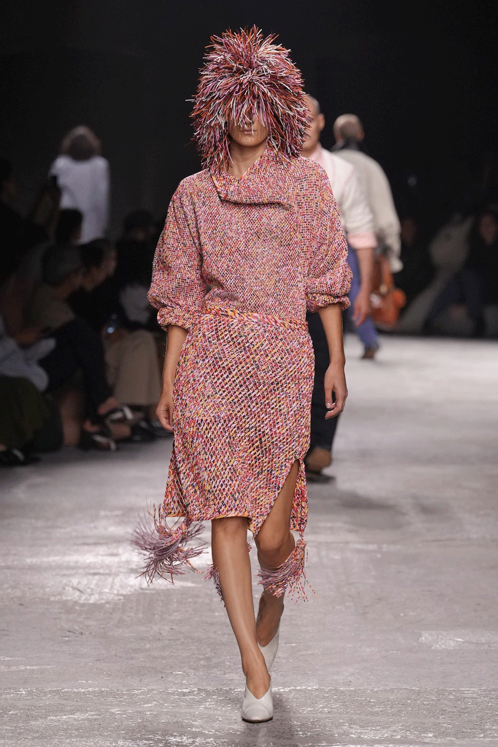 Chanel, Balenciaga и Versace: самые ожидаемые коллекции весна-лето 2026. Выбор админов тг-каналов (фото 23)