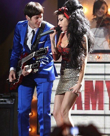 «Back to Black», «Rehab» и «Valerie»: за какие треки мир должен благодарить Эми Уайнхаус (фото 42)