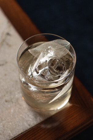 Мода на трезвость: как тренд на отказ от алкоголя повлиял на барную индустрию в России (18+) (фото 80)