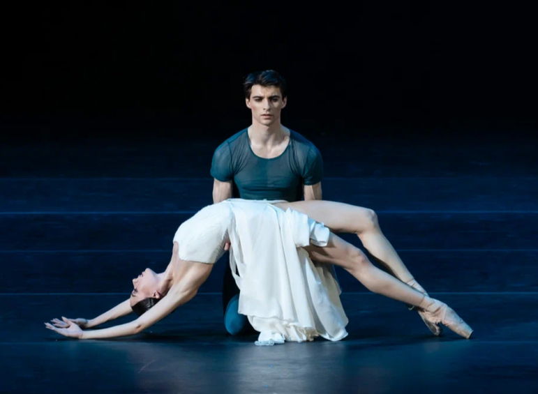 «Красная Жизель» и опера с ИИ-декорациями: что смотреть в театрах оперы и балета этой осенью (фото 3)