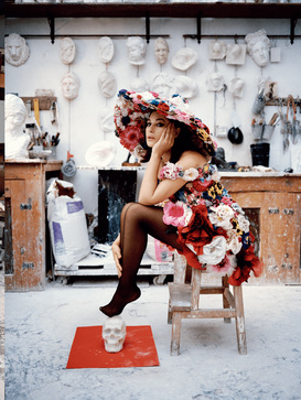 Монике Беллуччи — 61! 10 обложек и фотосессий с ее участием. Выбор BURO. (фото 28)