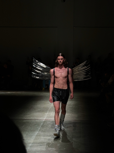 Неделя моды в Милане весна-лето 2026. Как это было глазами шеф-редактора BURO. (фото 44)