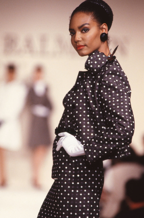 Balmain — 80! История модного дома в лицах: от Пьера Бальмена до Оливье Рустена (фото 27)