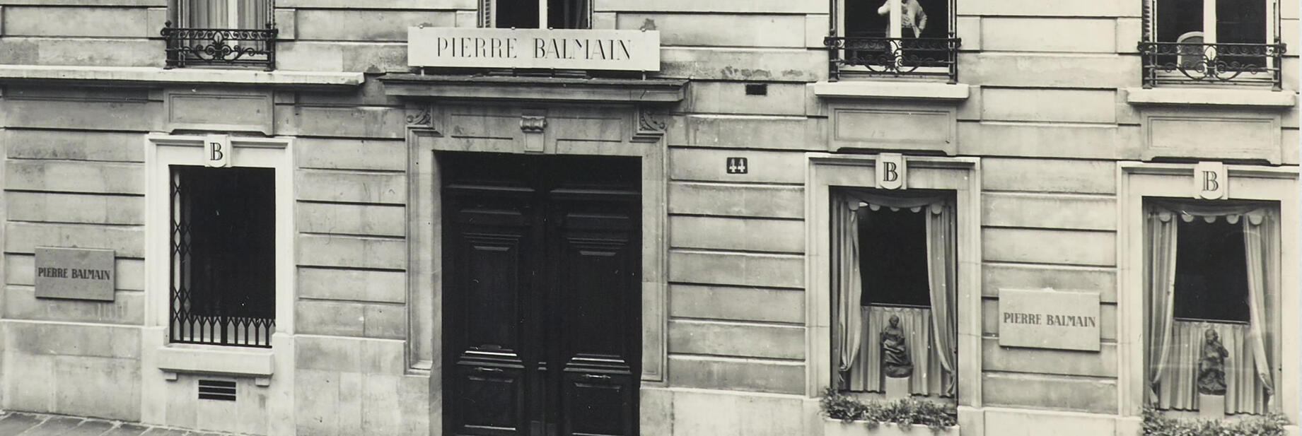 Balmain — 80! История модного дома в лицах: от Пьера Бальмена до Оливье Рустена (фото 6)