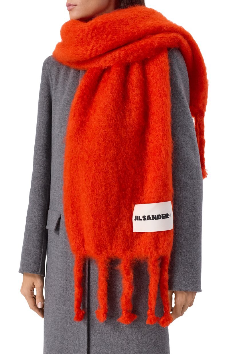 Оранжевый — хит сезона: 20 вещей в самом трендовом цвете Недель моды Милана и Парижа (фото 42)