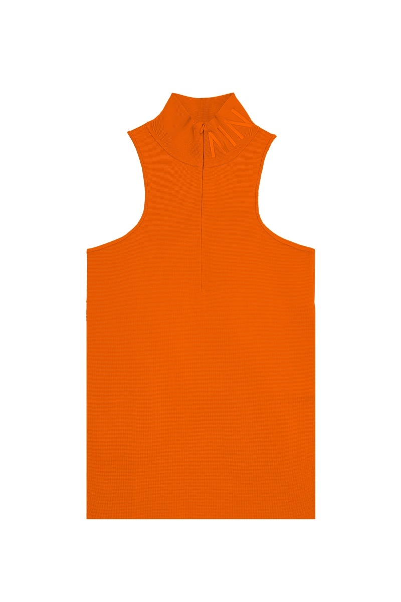 Оранжевый — хит сезона: 20 вещей в самом трендовом цвете Недель моды Милана и Парижа (фото 28)