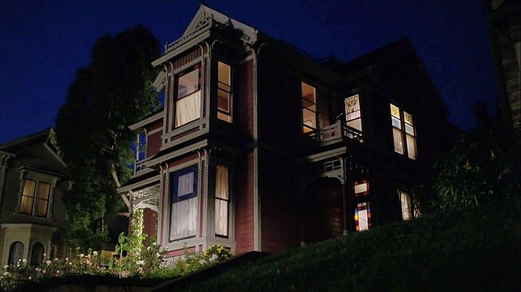 Сила трех: как сериал «Зачарованные» стал феминистским манифестом своей эпохи (фото 4)