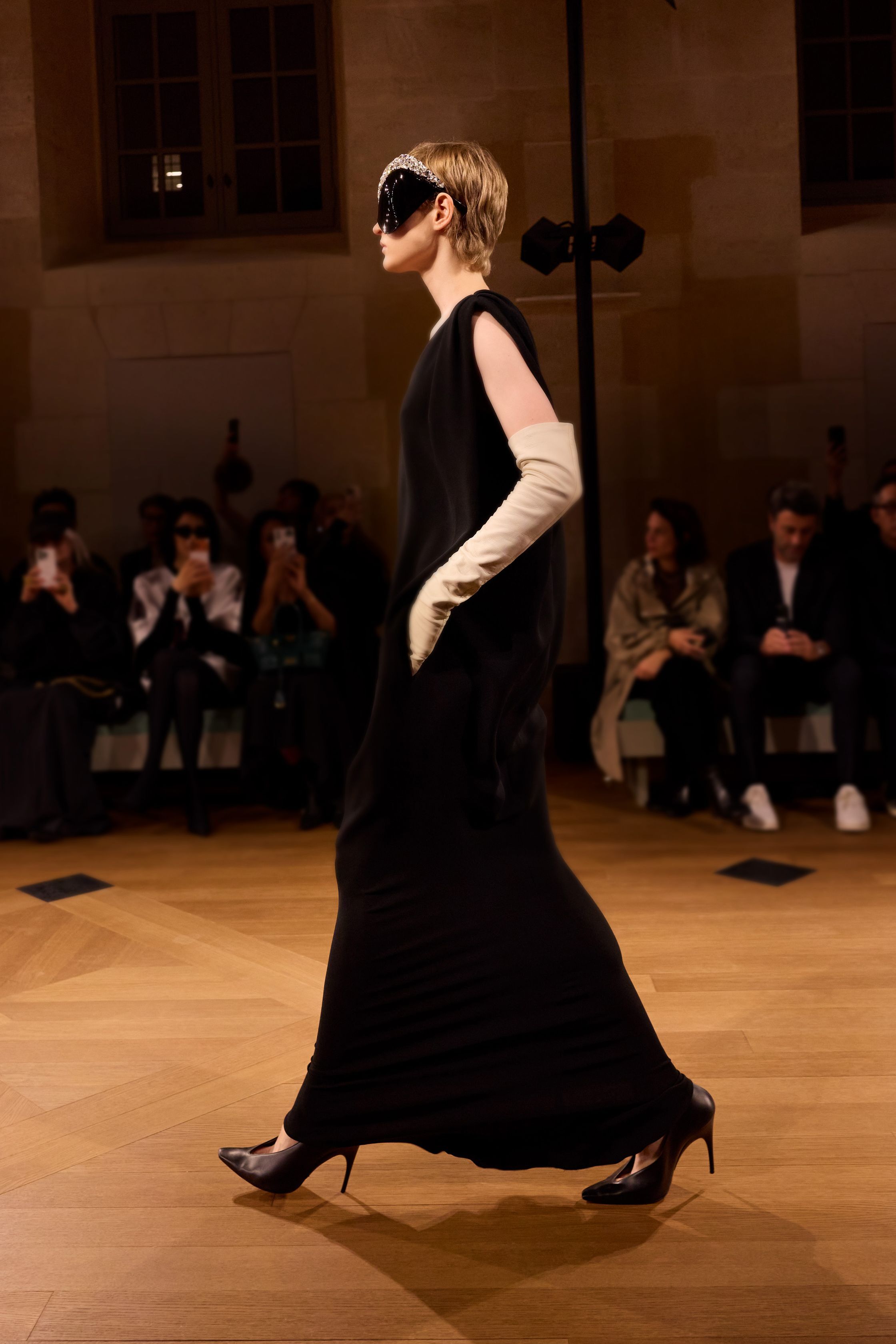 Джонатан Андерсон в Dior и Матье Блази в Chanel. Ольга Шевченко — о дебютах сезона весна-лето 2026 (фото 22)