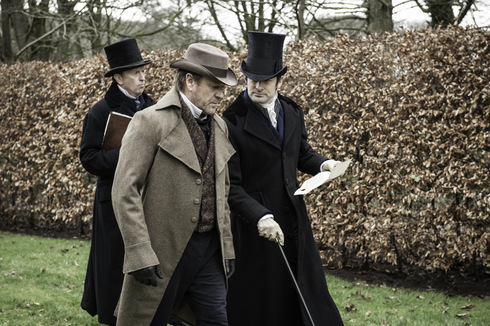 От классических фильмов Джеймса Уэйла до Гильермо Дель Торо: как менялся образ Франкенштейна на экране (фото 89)