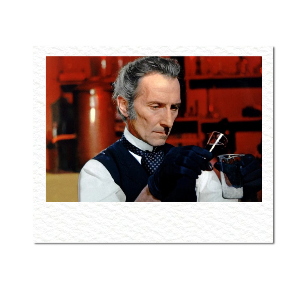 От классических фильмов Джеймса Уэйла до Гильермо Дель Торо: как менялся образ Франкенштейна на экране (фото 48)