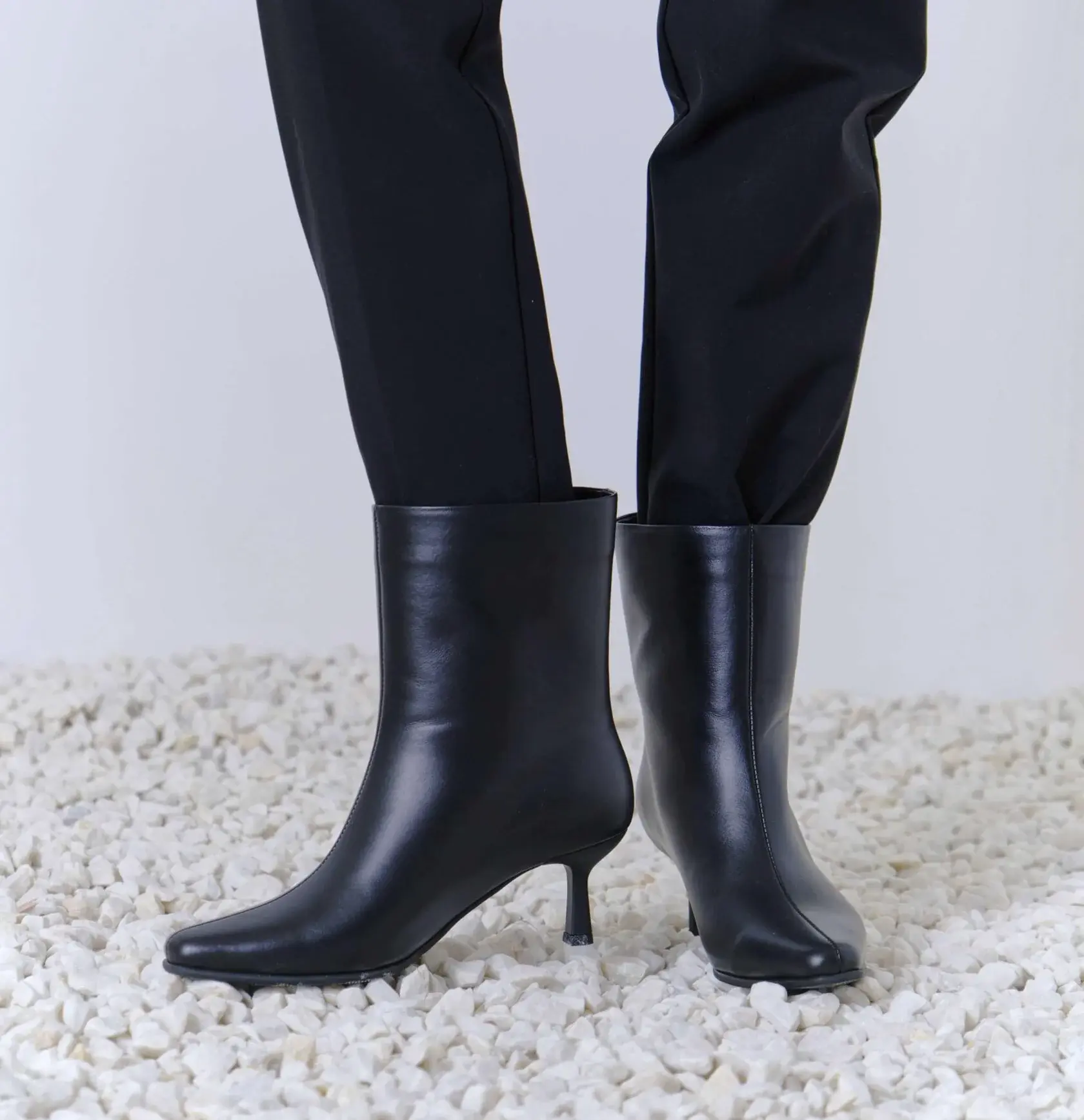 Осеннее обострение: 20 моделей обуви с острым носом (фото 24)