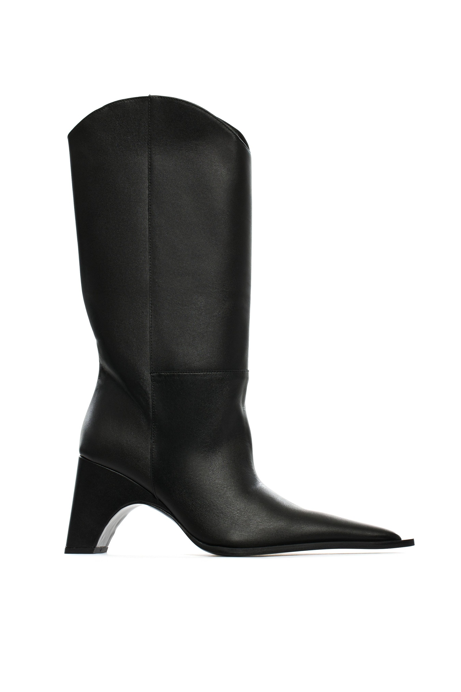 Осеннее обострение: 20 моделей обуви с острым носом (фото 29)