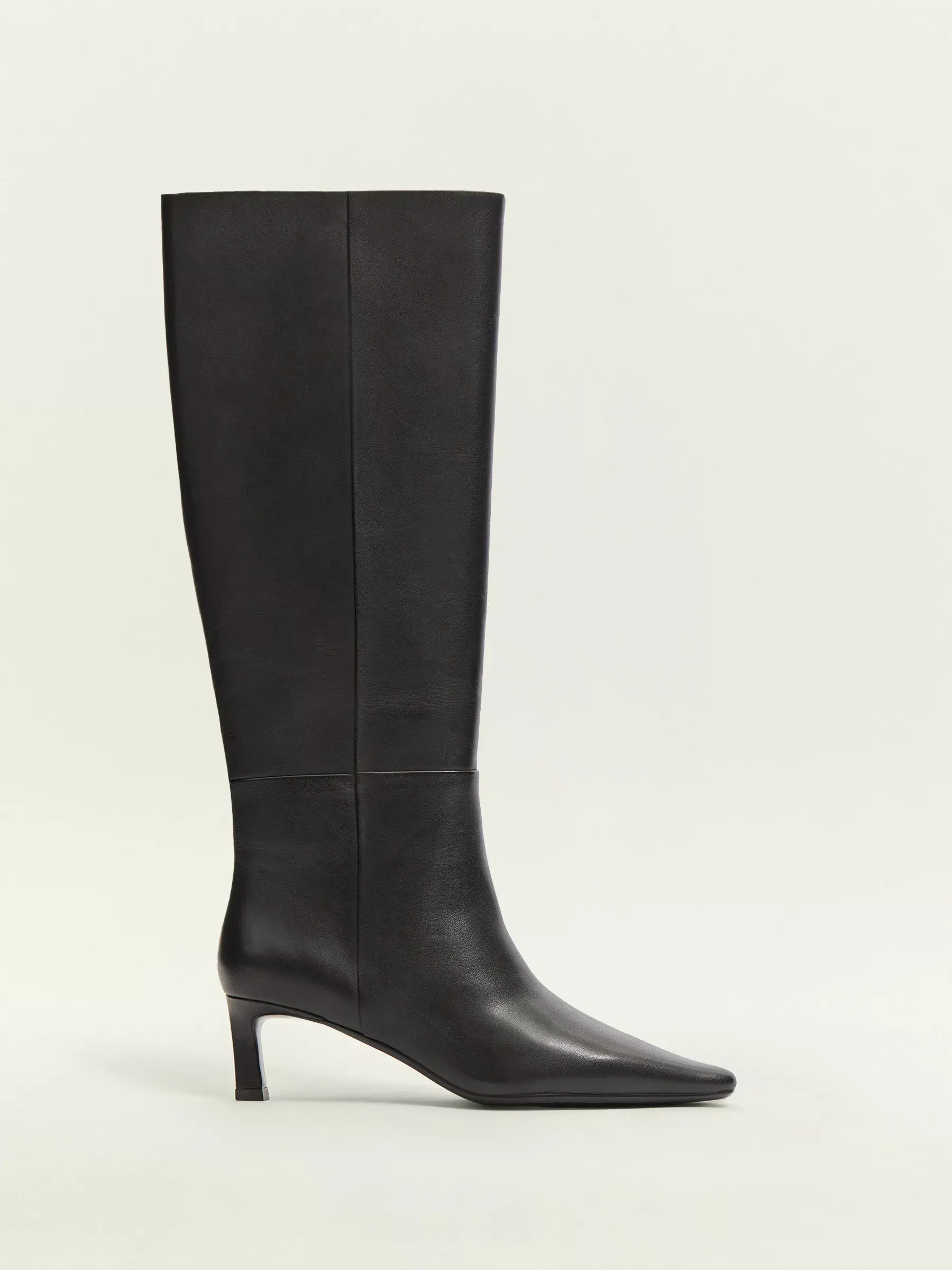 Осеннее обострение: 20 моделей обуви с острым носом (фото 35)