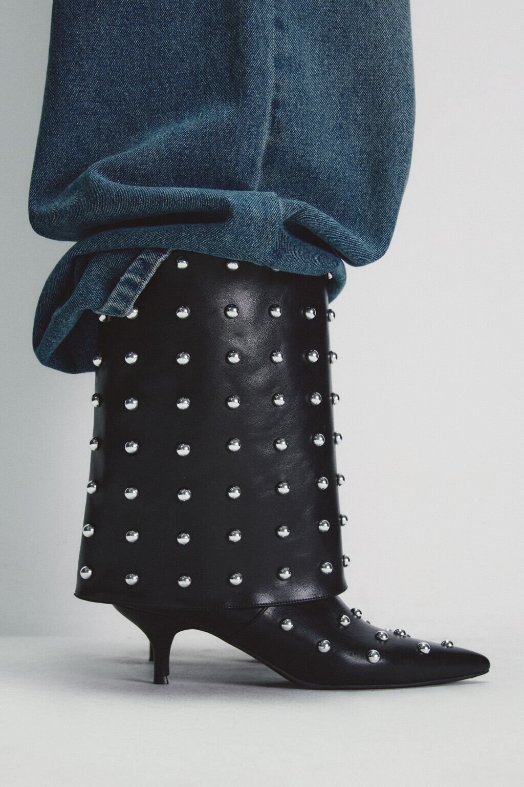 Осеннее обострение: 20 моделей обуви с острым носом (фото 30)