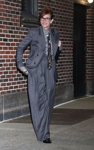 Pretty woman. 15 лучших образов Джулии Робертс по случаю дня рождения. Выбор BURO. (фото 14)