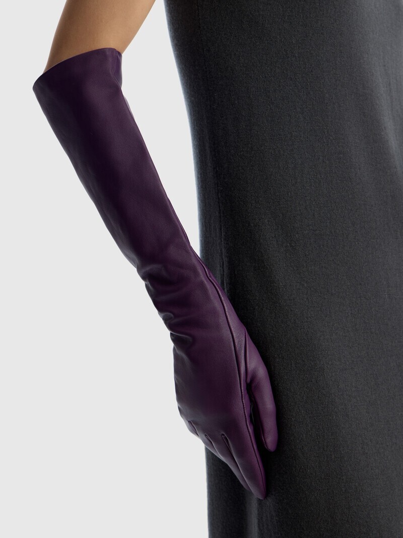 Ловите перчатку. Оперные, средней длины и короткие — где искать и как носить. Выбор BURO. (фото 31)