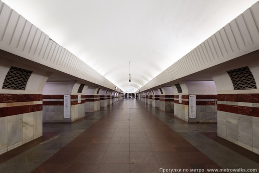 От «Сокольников» до «Новаторской»: как изменился облик московского метро за 90 лет (фото 64)