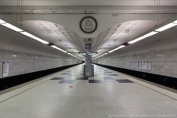 От «Сокольников» до «Новаторской»: как изменился облик московского метро за 90 лет (фото 84)