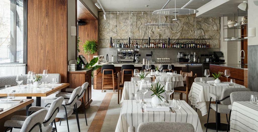 «Такахули» вместо Lou Lou: почему на Патриарших прудах массово закрываются рестораны (фото 30)