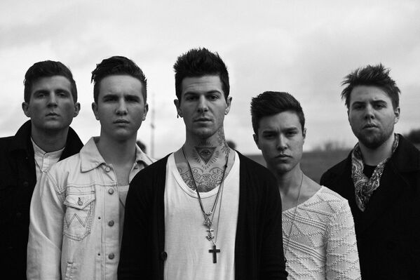 «Sweater Weather» и «Wiped Out!»: лучшие треки и альбомы в дискографии The Neighbourhood (фото 13)