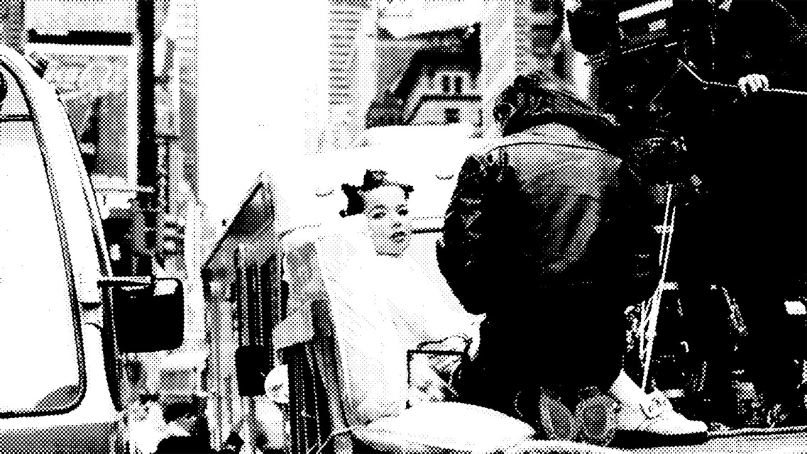 Клипы как современное искусство и альбомы как целая вселенная: за что мы любим Бьорк (фото 7)