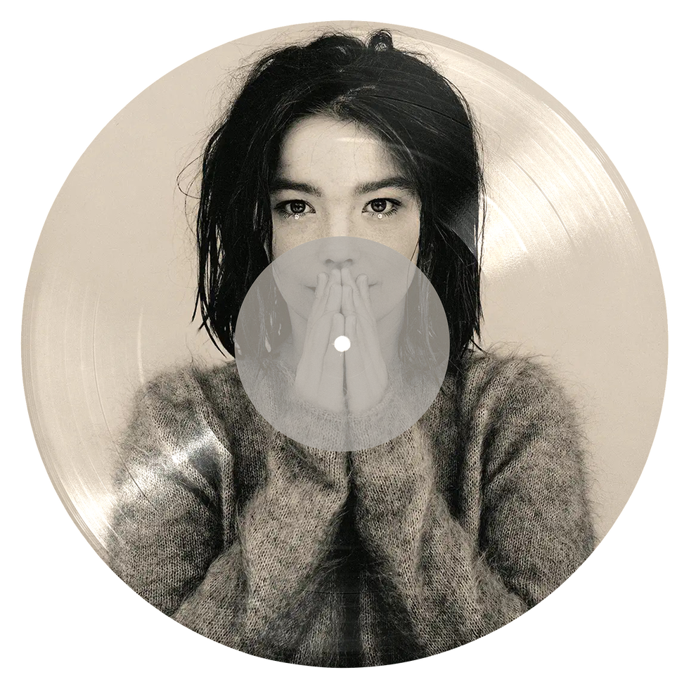 Клипы как современное искусство и альбомы как целая вселенная: за что мы любим Бьорк (фото 5)