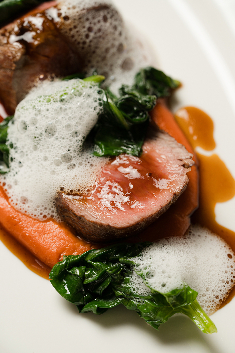 Проект Michèle в отеле «Англетер»: что попробовать, посмотреть и послушать в новом пространстве (фото 24)