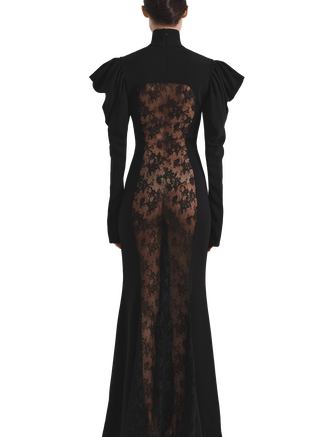 В чем встречать Новый год 2026? 26 самых модных платьев — и все от российских брендов. Выбор BURO. (фото 31)