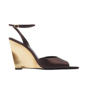 В чем встречать Новый год — 2026? 26 самых модных пар обуви. Выбор BURO. (фото 8)