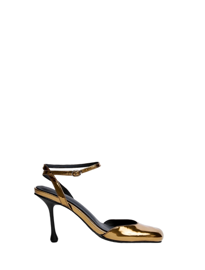 В чем встречать Новый год — 2026? 26 самых модных пар обуви. Выбор BURO. (фото 1)