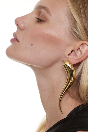 В чем встречать Новый год — 2026? 26 самых модных аксессуаров и украшений. Выбор BURO. (фото 22)