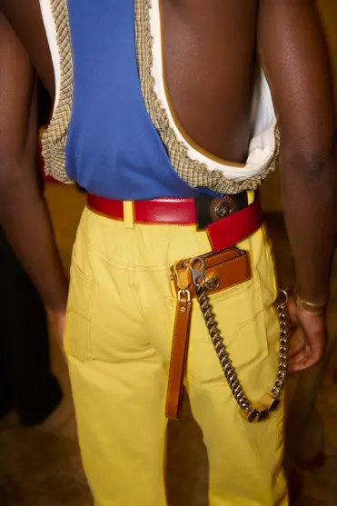 Лучшие коллекции 2025 года. Выбор фэшн-журналистов, авторов тг-каналов и друзей BURO. (фото 14)