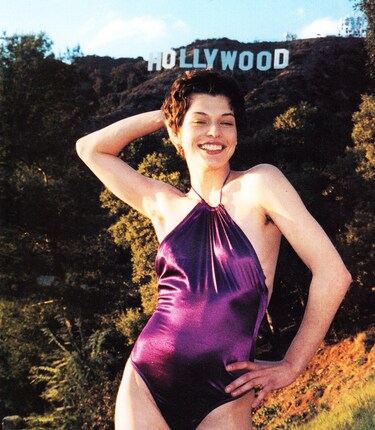 Милле Йовович — 50! 10 фотосессий с ее участием. Выбор BURO. (фото 26)