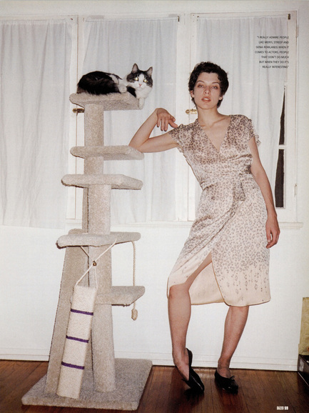 Милле Йовович — 50! 10 фотосессий с ее участием. Выбор BURO. (фото 25)