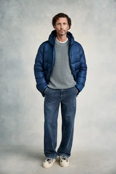 Северное сияние, горы и старинные улочки: куда поехать на Новый год и что надеть (фото 25)