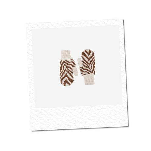 Северное сияние, горы и старинные улочки: куда поехать на Новый год и что надеть (фото 41)