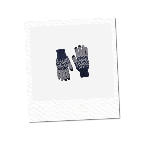 Северное сияние, горы и старинные улочки: куда поехать на Новый год и что надеть (фото 29)