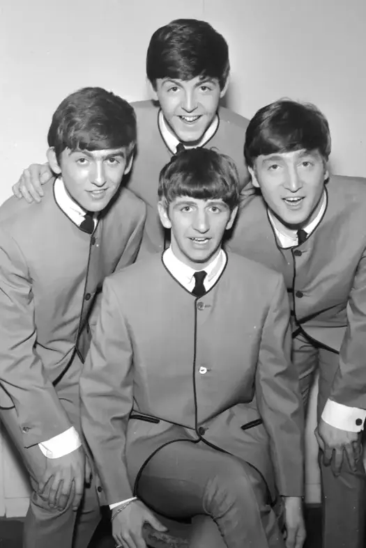 Футурист, миллиардер, революционер: Пьер Карден — дизайнер, определивший будущее (фото 23)