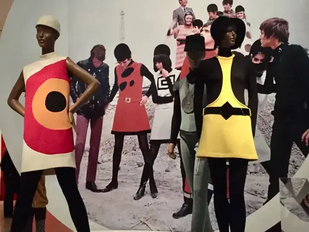 Футурист, миллиардер, революционер: Пьер Карден — дизайнер, определивший будущее (фото 11)