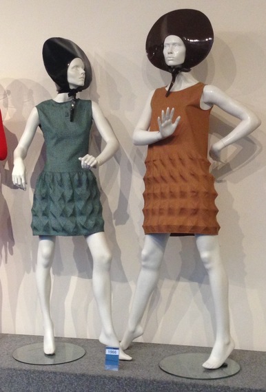 Футурист, миллиардер, революционер: Пьер Карден — дизайнер, определивший будущее (фото 20)