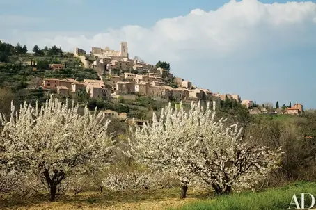 Футурист, миллиардер, революционер: Пьер Карден — дизайнер, определивший будущее (фото 42)