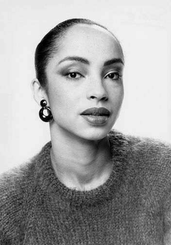 Гипнотическая нежность и безграничная женственность: за что мы любим Sade (фото 53)