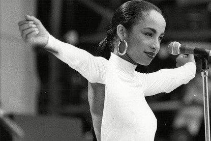 Гипнотическая нежность и безграничная женственность: за что мы любим Sade (фото 29)