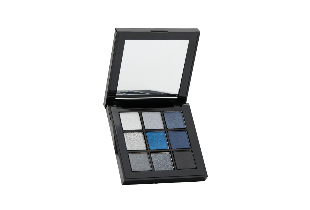 Frosted makeup: тренд на макияж в ледяном голубом оттенке — носим как Айрис Лоу и Белла Хадид (фото 40)